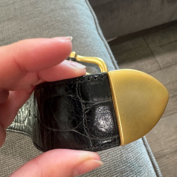 Streets Ahead Black and Gold Horse Belt - Picture 7 of 16